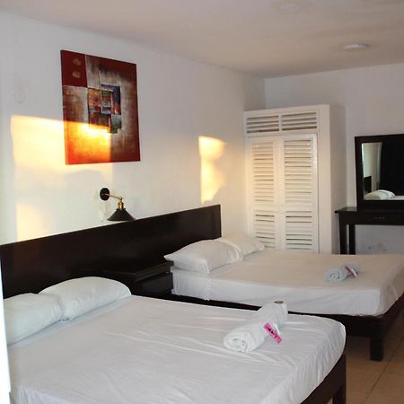 Oyo Hotel Colibri Chetumal Exterior photo