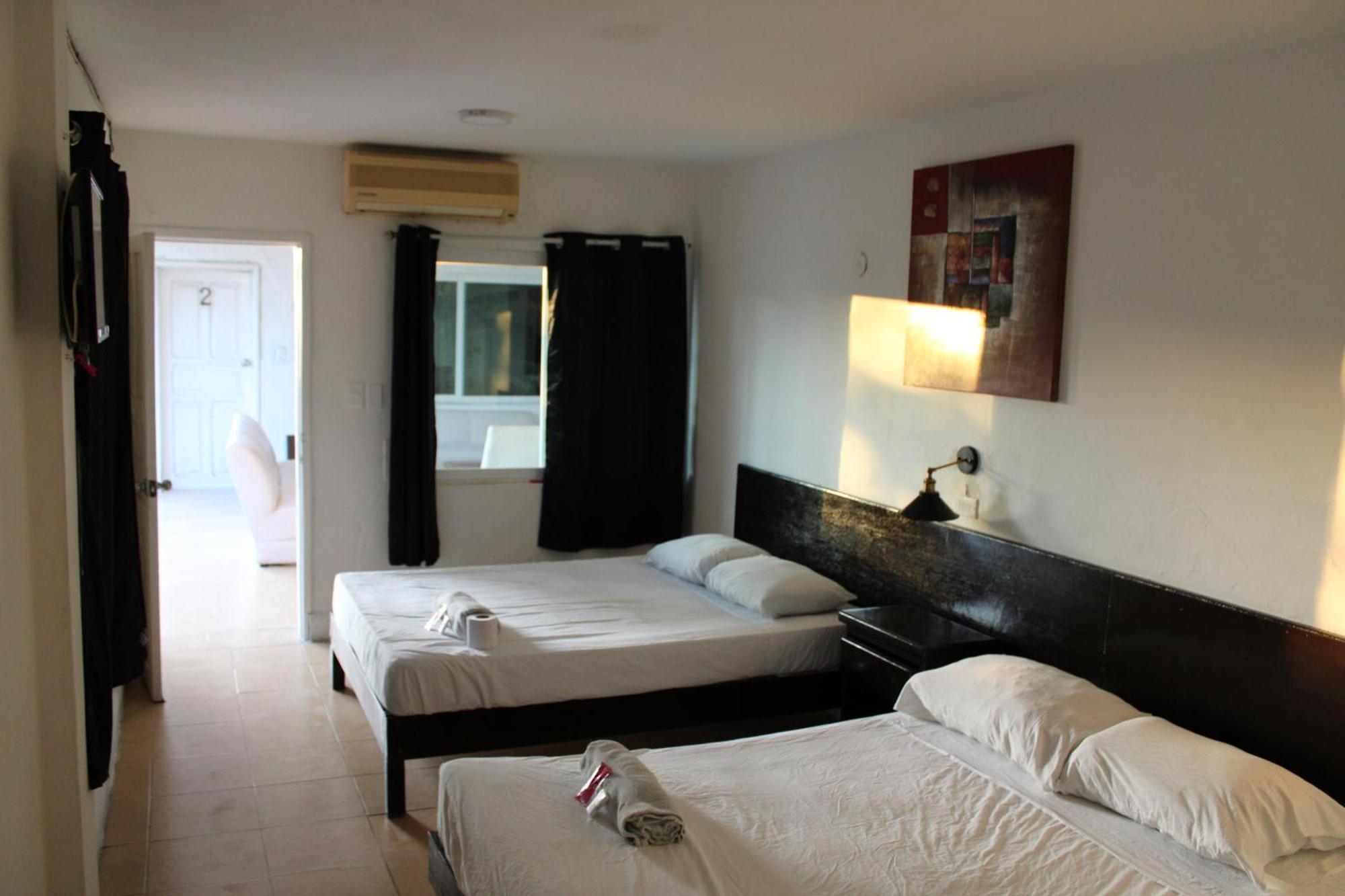 Oyo Hotel Colibri Chetumal Exterior photo